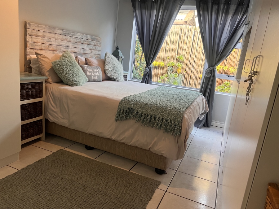To Let 1 Bedroom Property for Rent in Melkbosstrand Central Western Cape